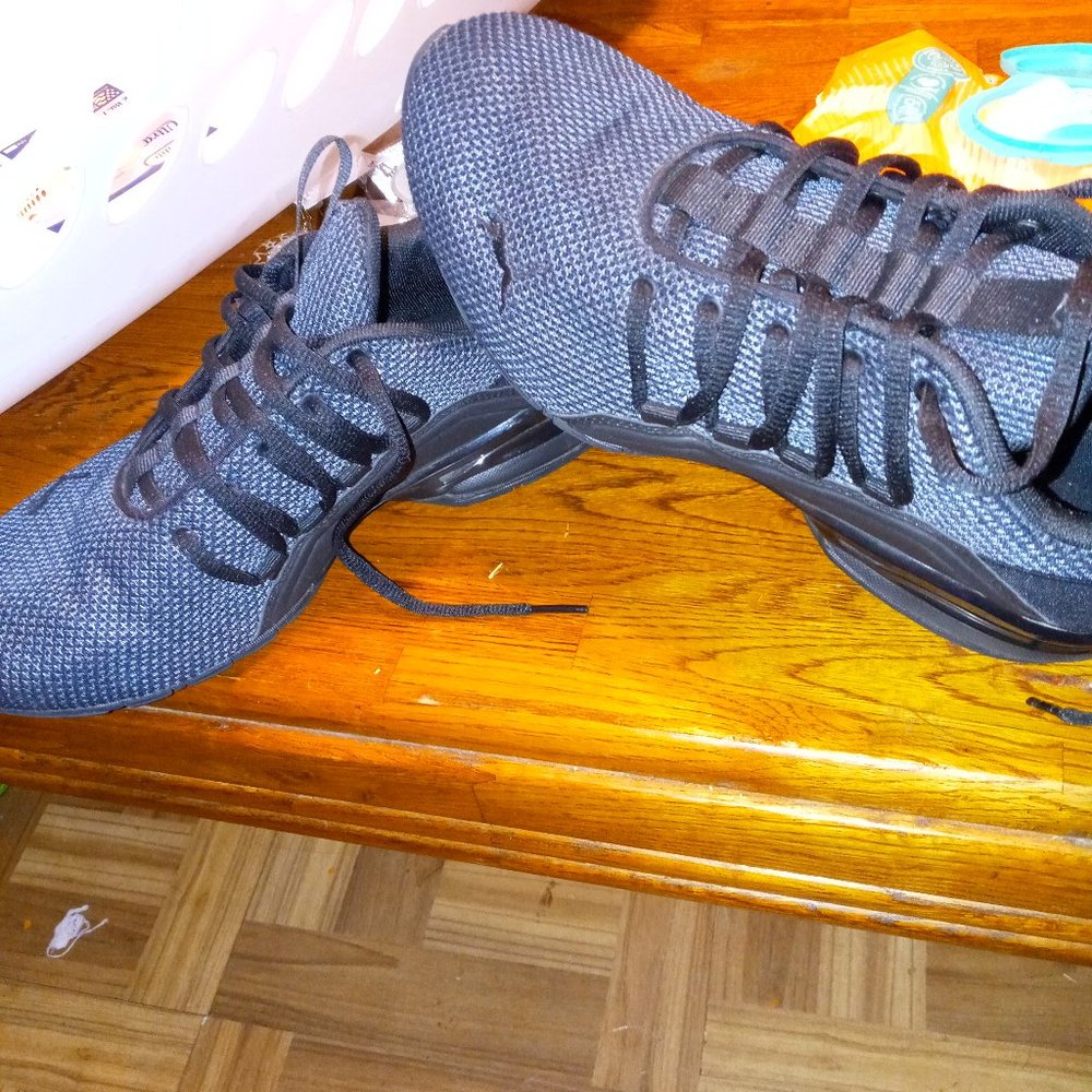 Mens shoes